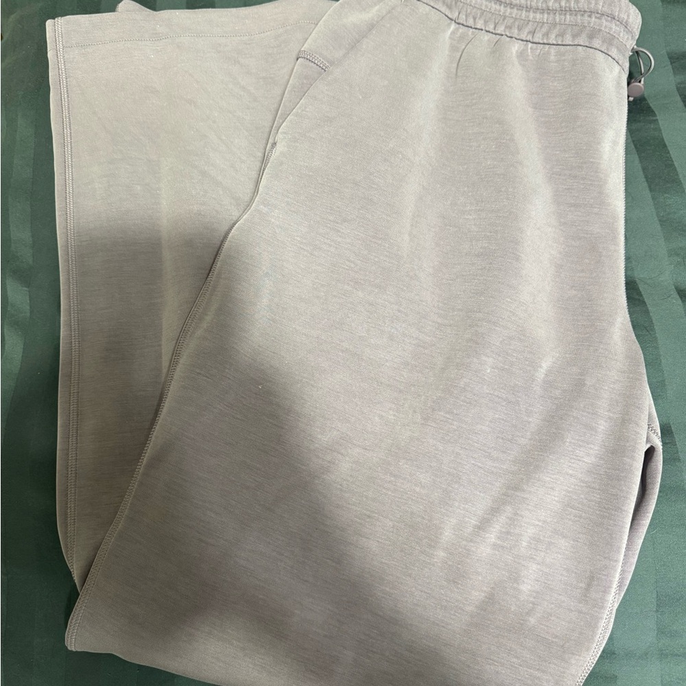 Lululemon Softstreme pants